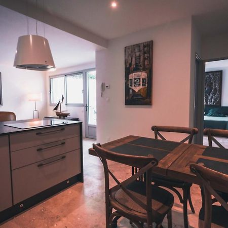 Appartement Avec Cour Privee Centre Ville Classe 4 Etoiles Remparts 1 Ла-Рошель Экстерьер фото