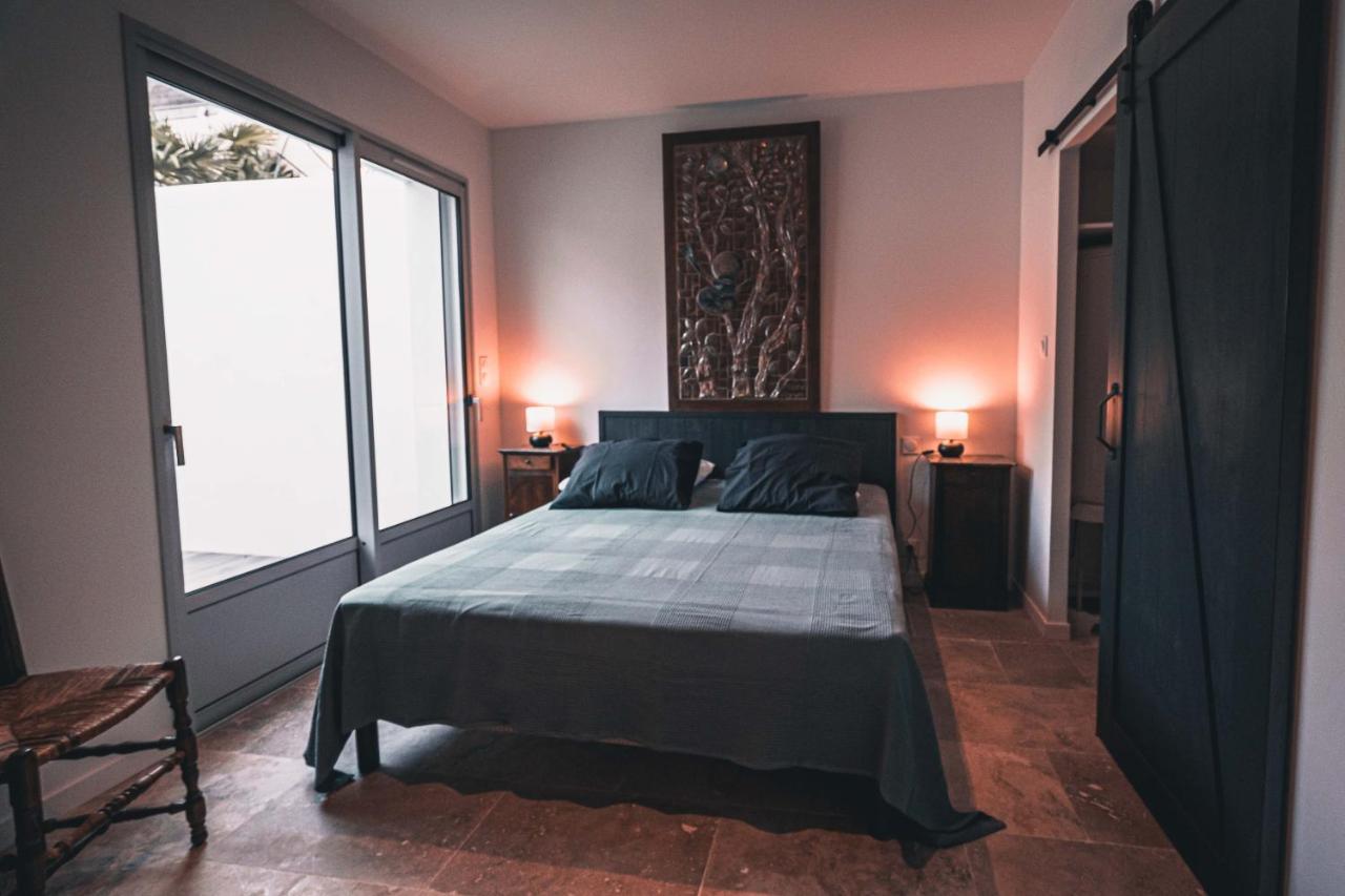 Appartement Avec Cour Privee Centre Ville Classe 4 Etoiles Remparts 1 Ла-Рошель Экстерьер фото