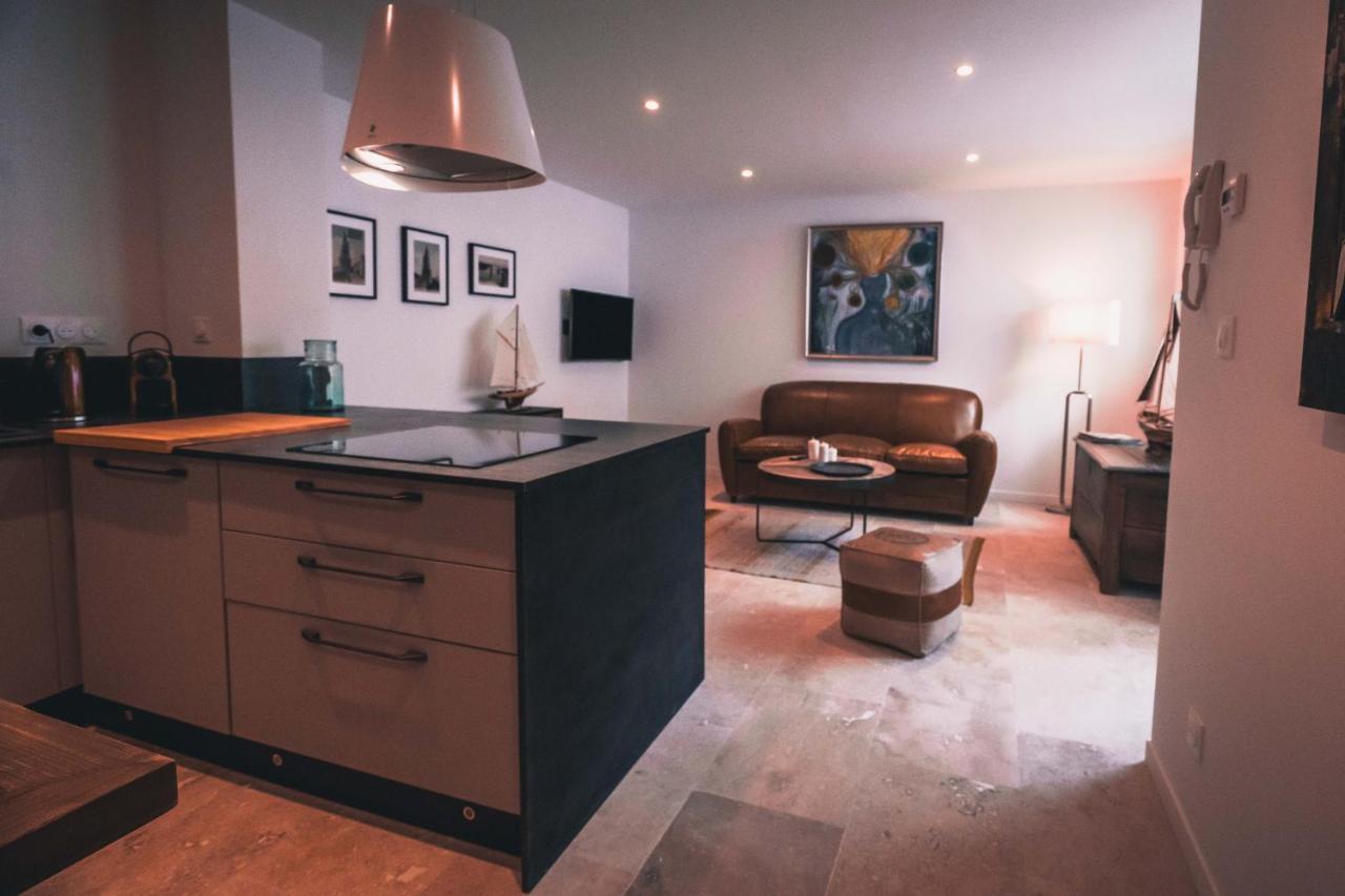 Appartement Avec Cour Privee Centre Ville Classe 4 Etoiles Remparts 1 Ла-Рошель Экстерьер фото