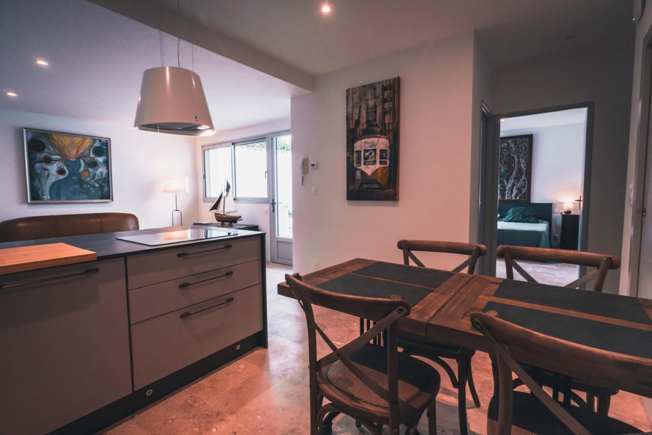 Appartement Avec Cour Privee Centre Ville Classe 4 Etoiles Remparts 1 Ла-Рошель Экстерьер фото